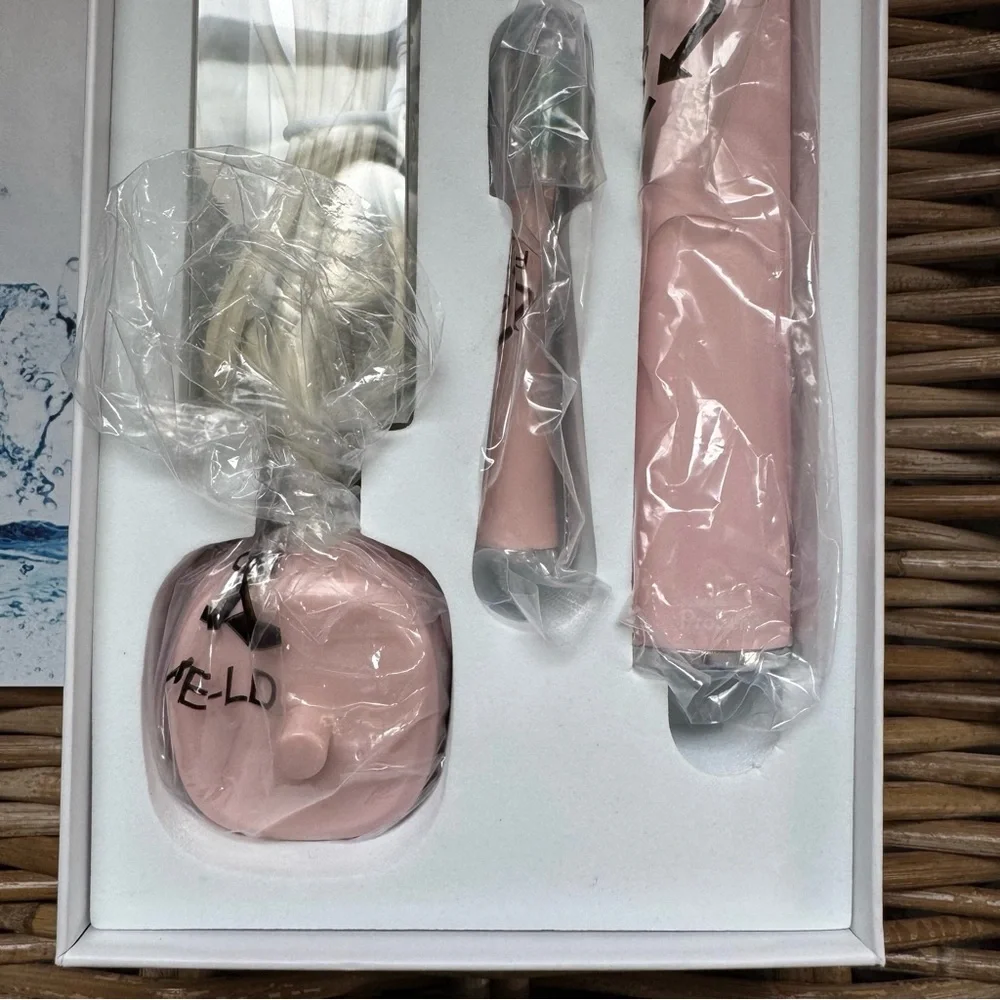 Smile IQ Pro Series Brush New in Box Pink Sonic Power Toothbrush